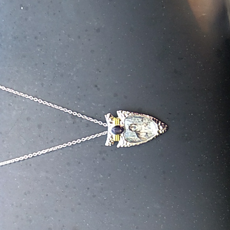Wolf Arrowhead Type Pendent
